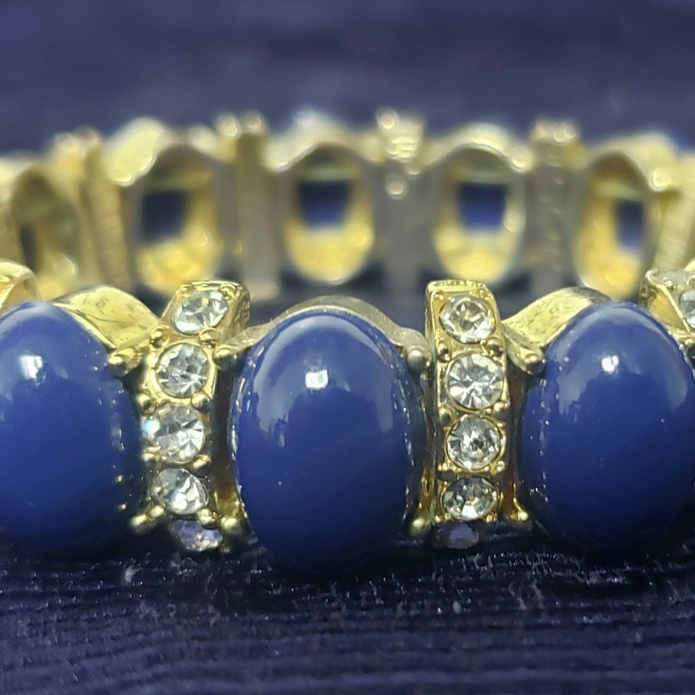 J CREW FAUX BLUE CABOCHON & DIAMOND STRETCH BRACELET